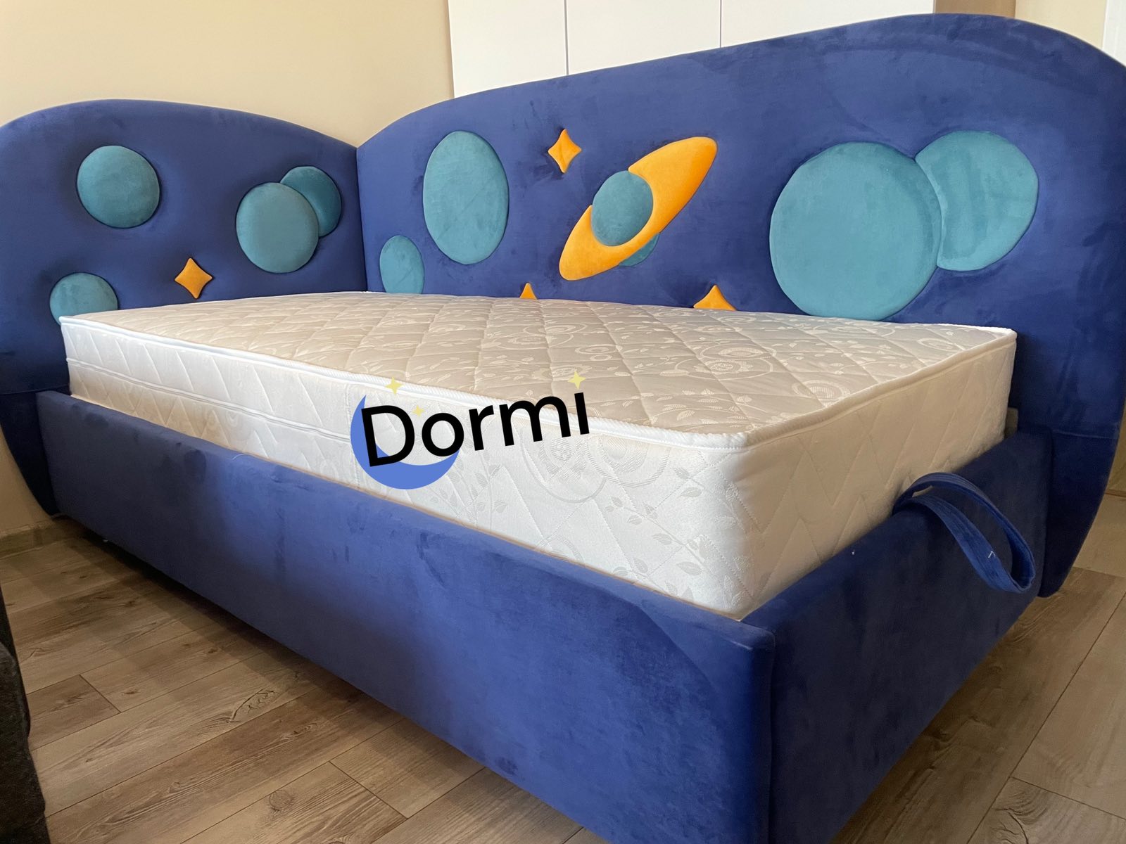 Pat Luna dormi.md